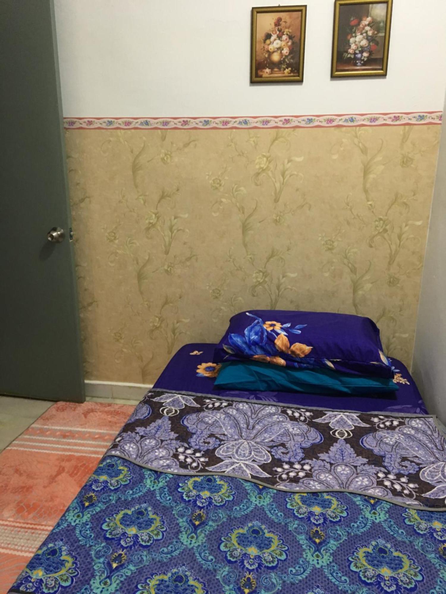 RB Double Storey Bandar Tasik Selatan Homestay Kuala Lumpur Bagian luar foto